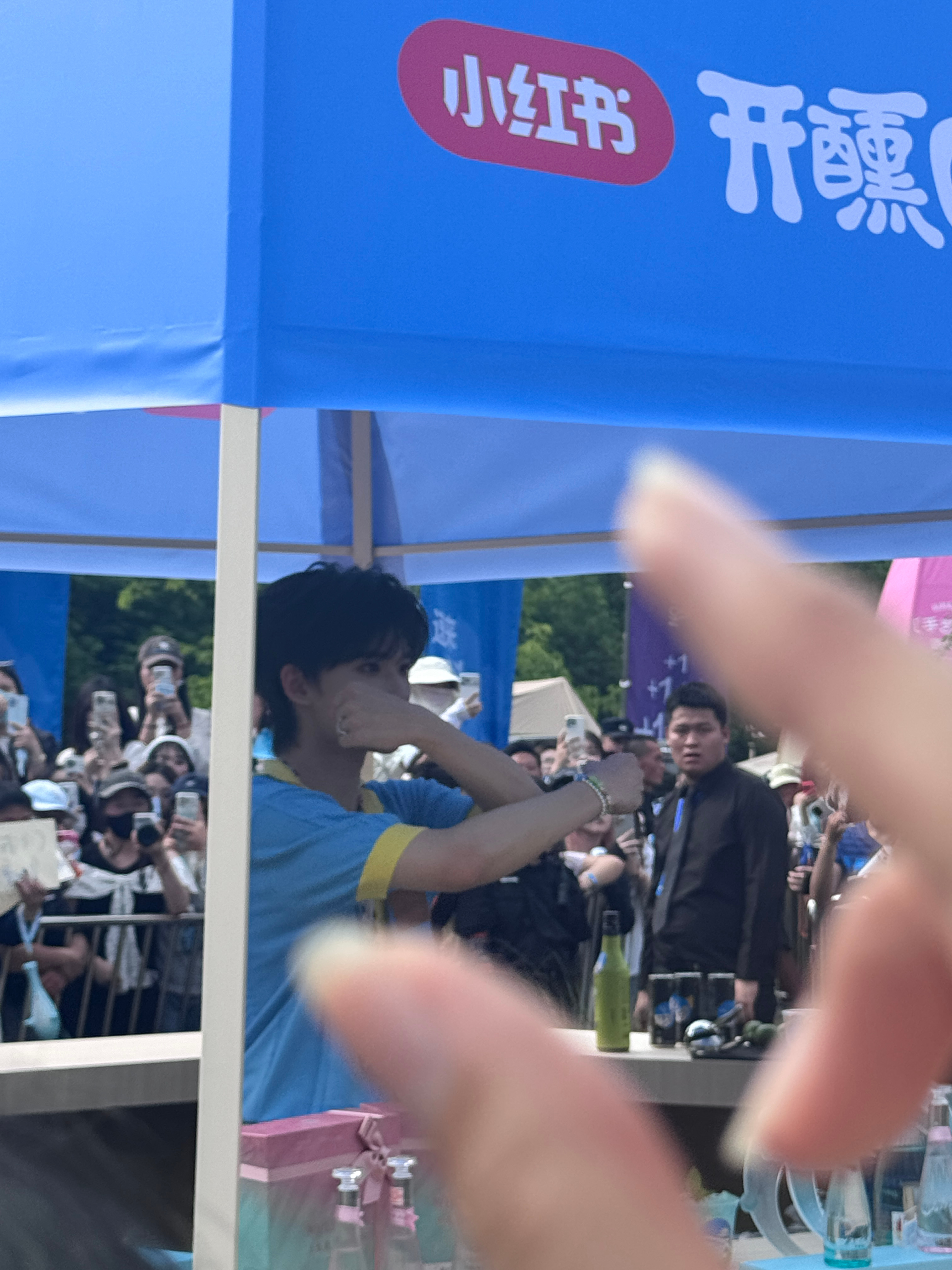 对不起了各位其实我也^^ 