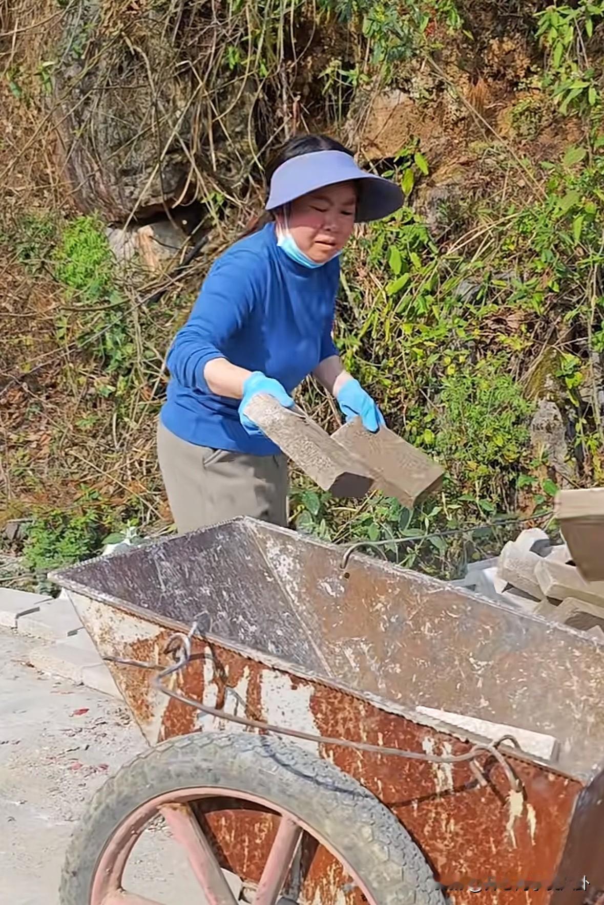 抗癌王子豪豪去世一段时间后，父母有大动作。

曾经因为一句“王子请恢复健康”，火