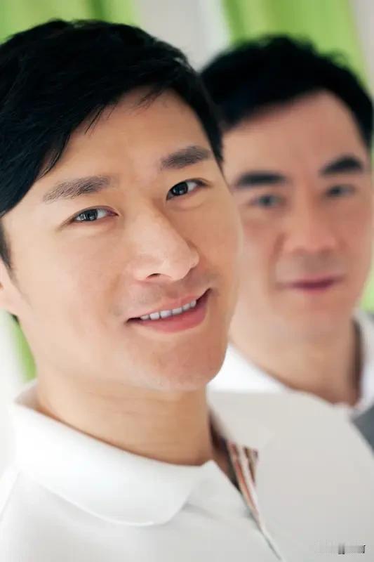 没钱的男人想娶漂亮老婆，智慧就显得尤为重要。
在选择伴侣时，不能只看外貌，要关注