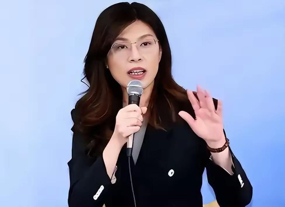 国民党主席郑丽文发布声明，
​3月28日上午，郑丽文与韩国瑜、洪秀柱等人，一同出