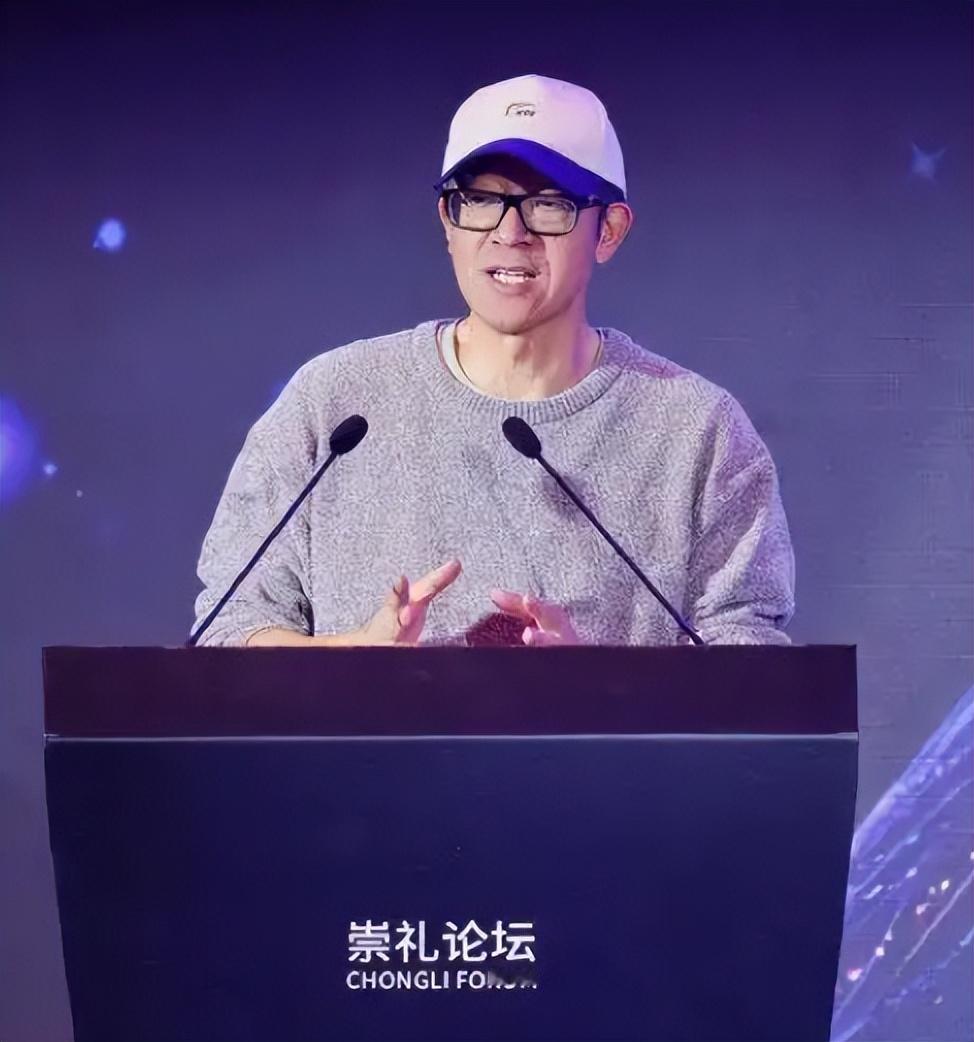 分析下，俞敏洪说AI升级，中小学教师一大半是不合格的底层逻辑

1月24日上午，