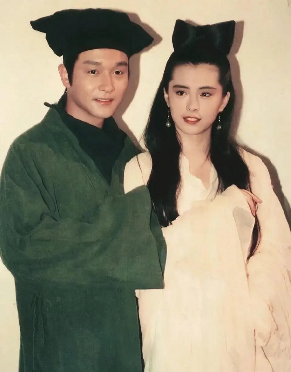 张国荣王祖贤be美学天花板在《倩女幽魂》里，张国荣与王祖贤的对手戏，每一眼凝望、