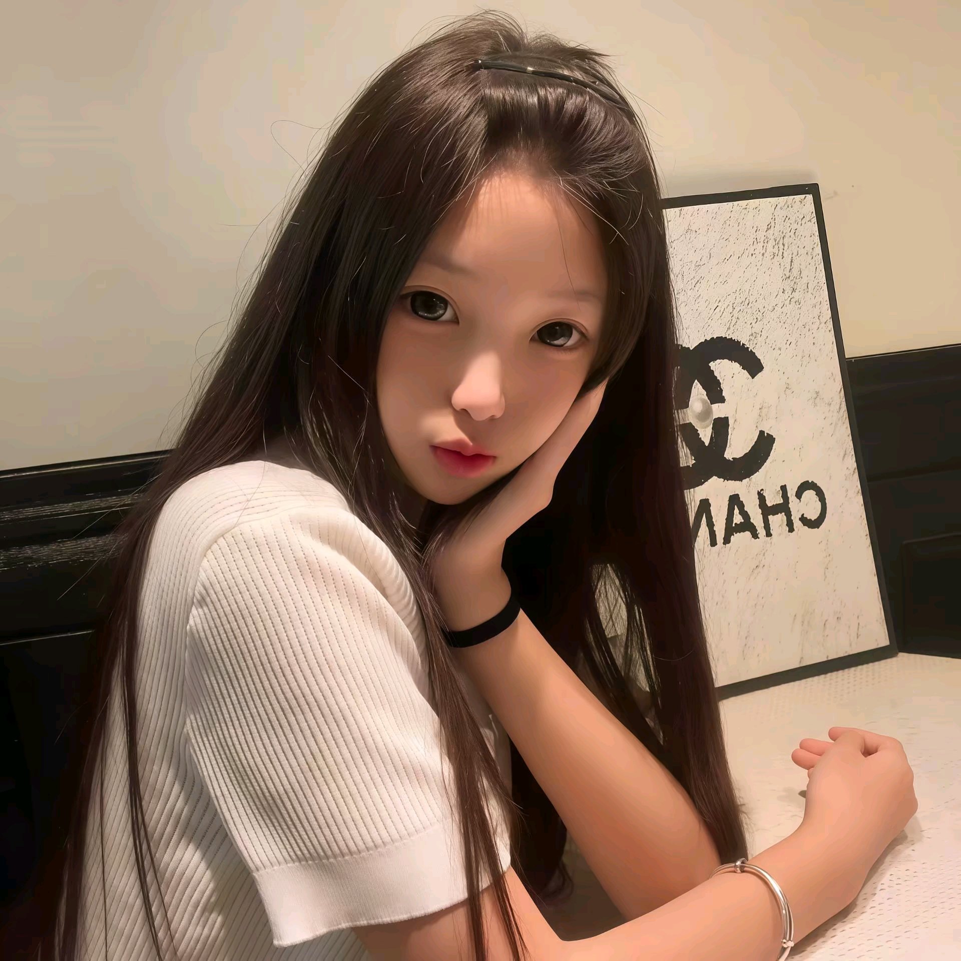 𝙒𝙚𝘾𝙝𝙖𝙩头像‖氛围感女生头像‖高质量女头Ⅱ图源网络 ​​​