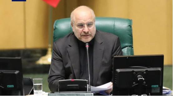 美军派去霍尔木兹海峡找事的扫雷舰，被伊朗一句话就吓住了，还得卑微地求伊朗，给他们