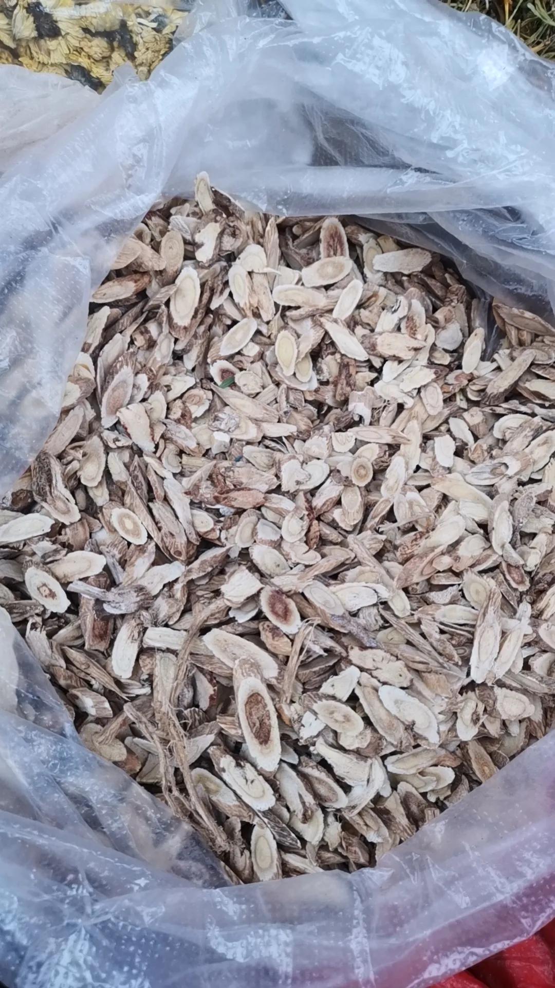 1.很多时候仔细想想，这生活如何才多姿多彩，无非就是做一些自己喜欢的事情罢了。上