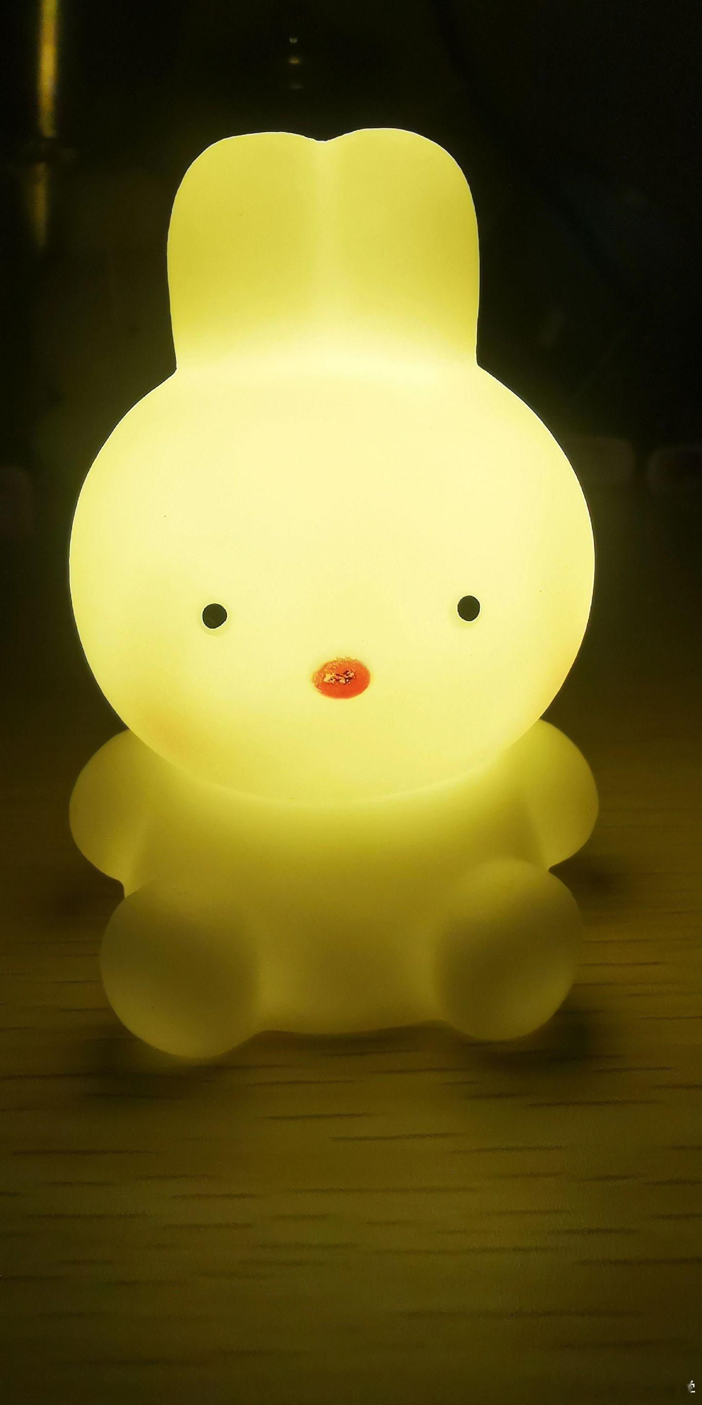小夜灯 性早熟睡觉搞个小夜灯不会影响睡眠吗，而且听说夜灯会影响褪黑素的产生，抑制