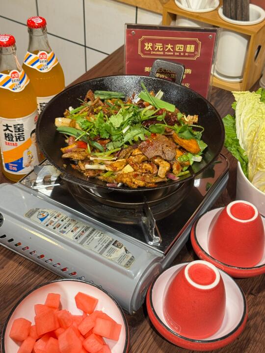 虎门巷深夜食堂🐷这家猪杂火锅让我彻底上头