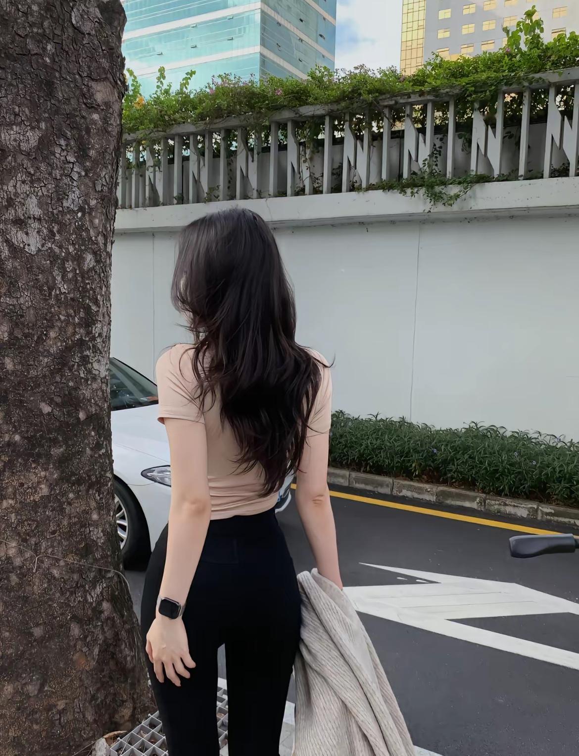 高质量单身，才是当代女生最好的状态

不婚，不是逃避，是清醒；
单身，不是孤独，