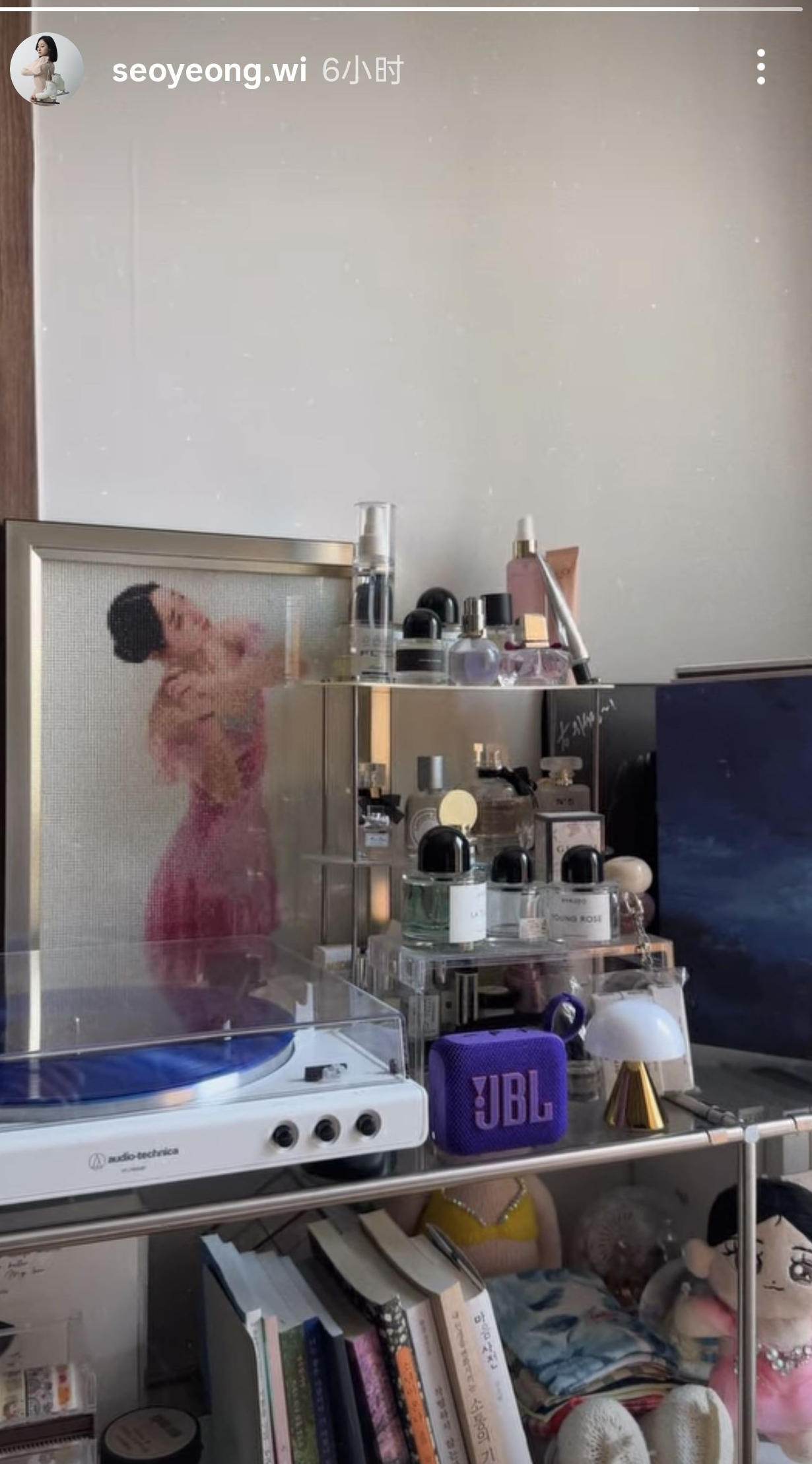 魏贵人化妆台摆的是十字绣还是拼豆 