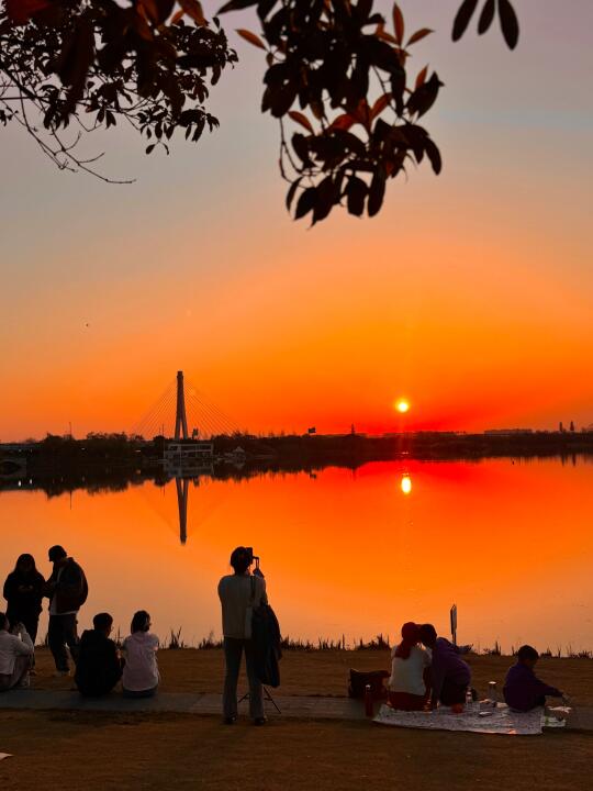 本以为兴隆湖日落够美了....直到去了锦城湖