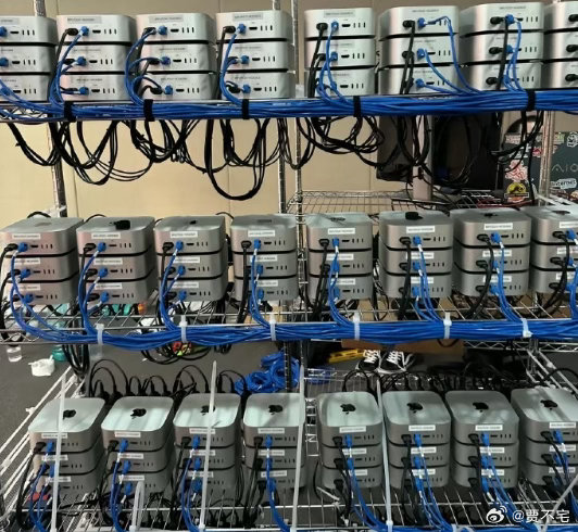 微型电脑主机全球卖爆了太自豪了，科技企业从跟跑变成领跑。 