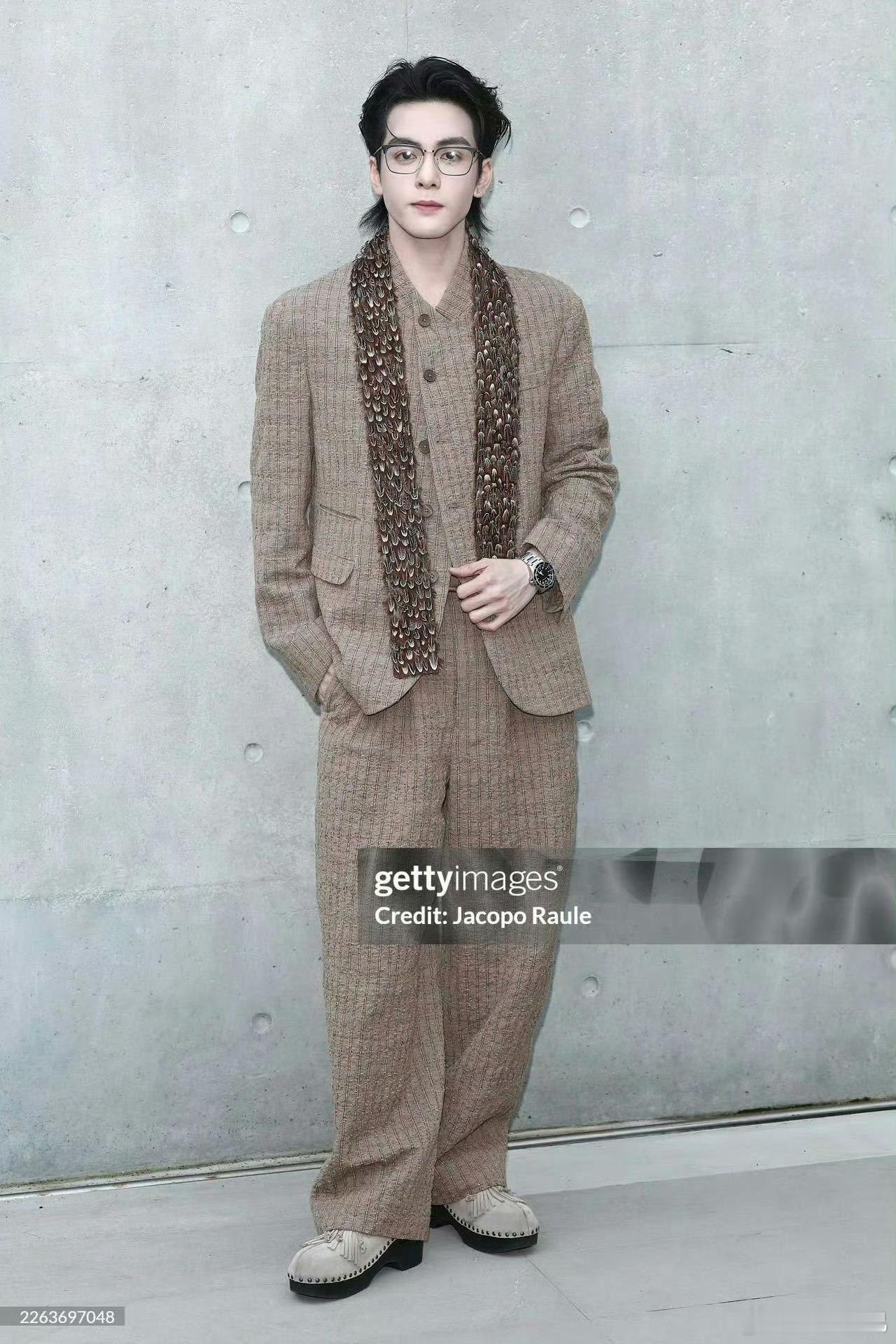 曾舜晞 大帅哥就是要多参加时装秀，这张脸就是很给国人长脸呀