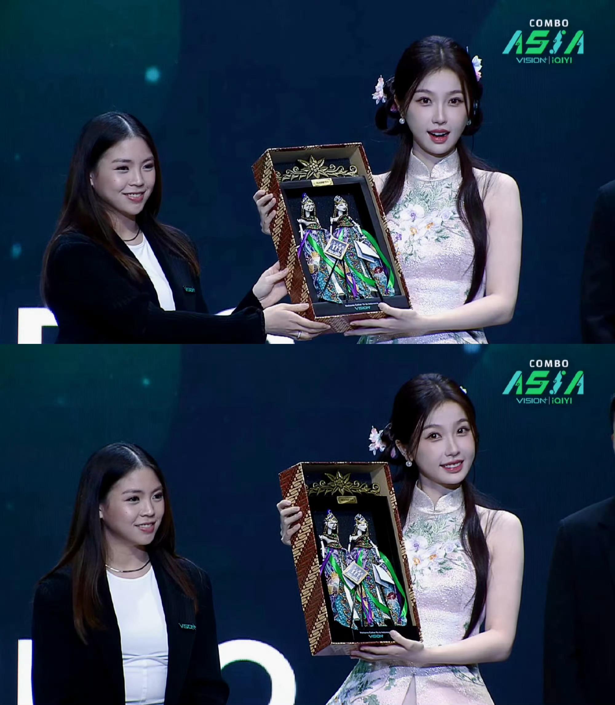 虞书欣印尼活动 虞书欣今天身穿中式礼服亮相印尼活动用印尼话和观众打招呼+飞吻饭撒