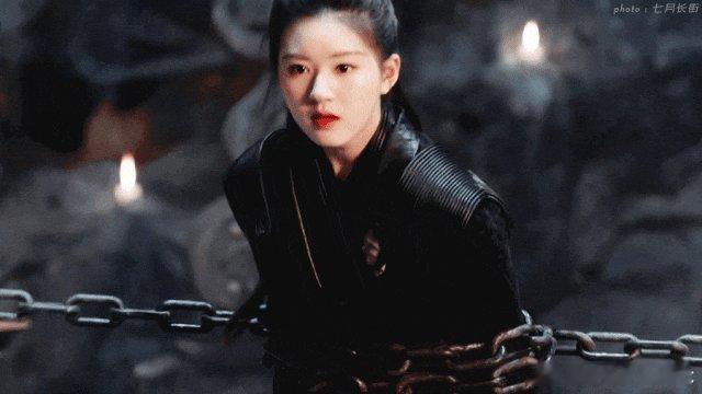 赵露思是否算得上是女顶流？ 