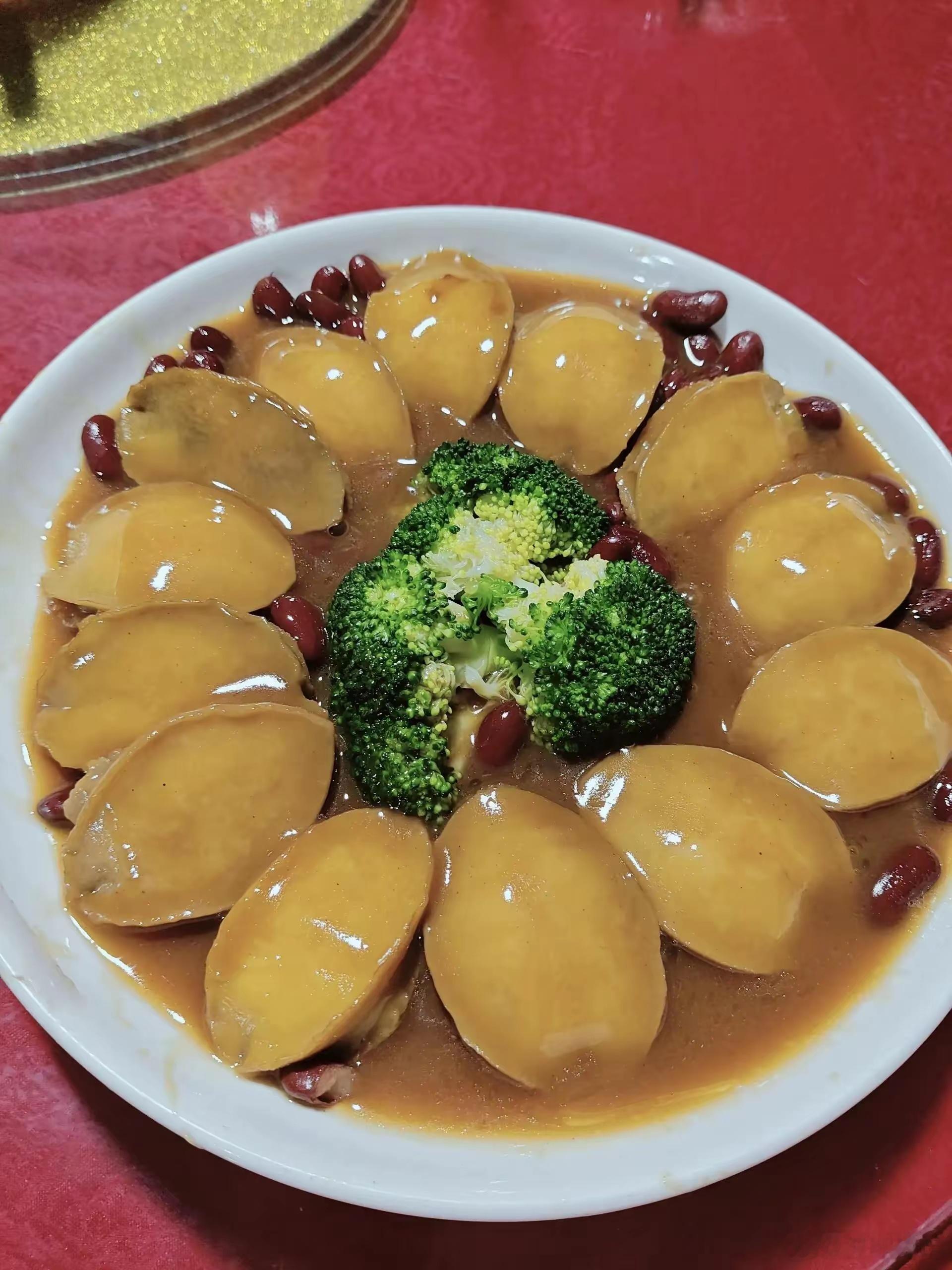 深圳西乡，闺蜜搬家。中午玥姐过宝安吃席。[鲜花] 