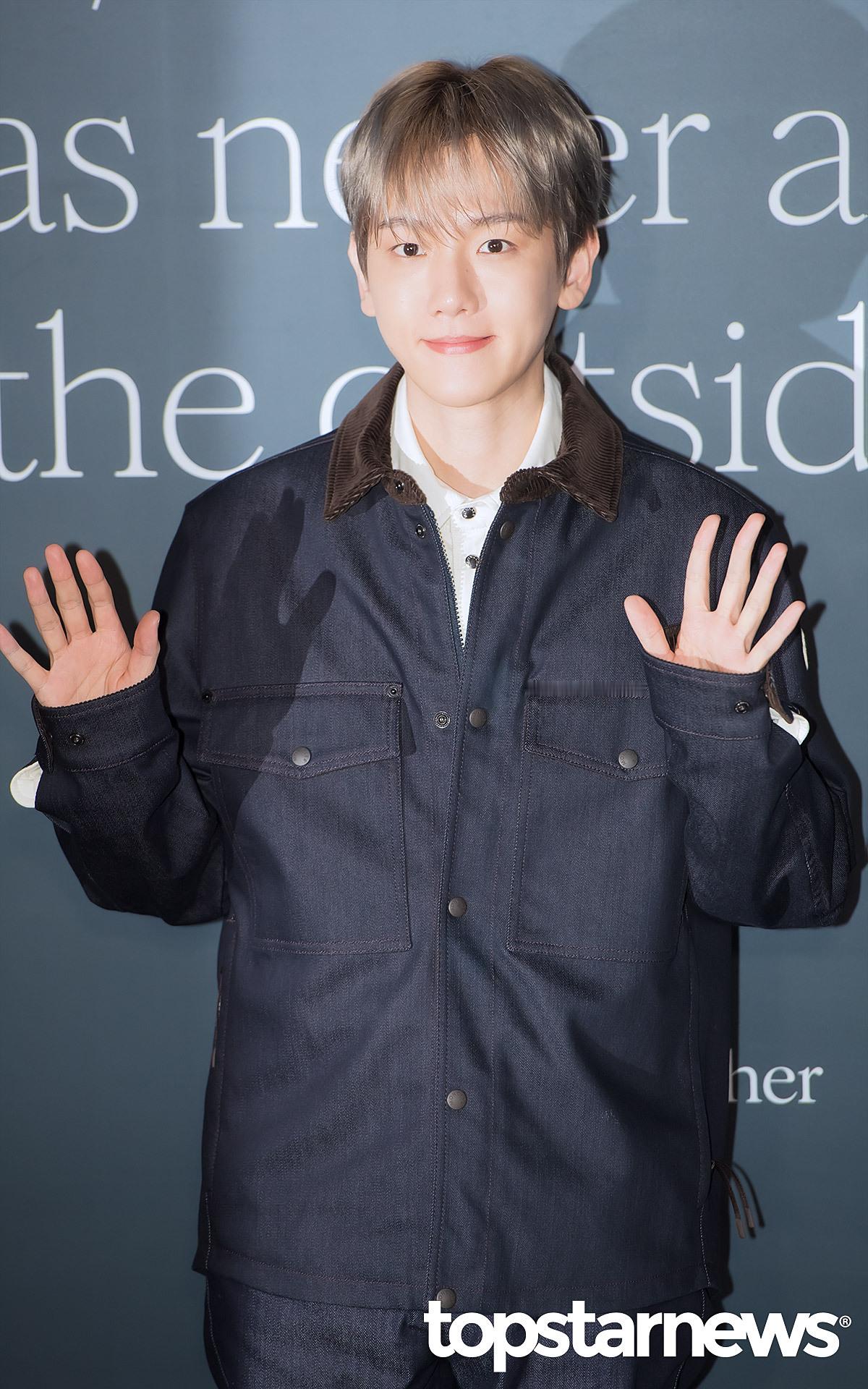 边伯贤 x Moncler好久不见的伯贤，一套丹宁元素套装出席Moncler线下