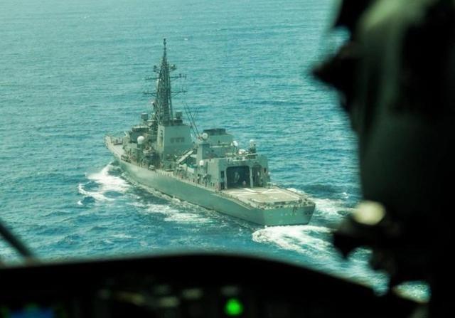 日本舰艇穿越台海后去向曝光，日媒坦言：通行时机经过精心考虑！根据东部战区消息，4