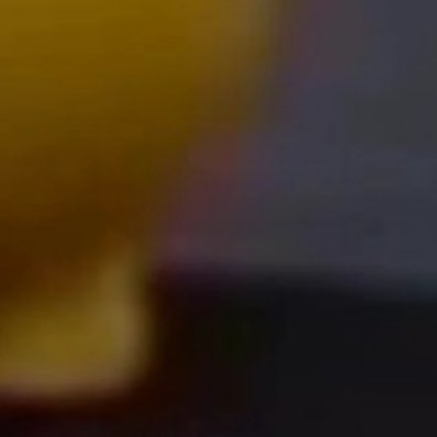 当一个人真正觉悟的一刻，他放弃追寻外在世界的财富，而开始追寻他内心世界的真正财富
