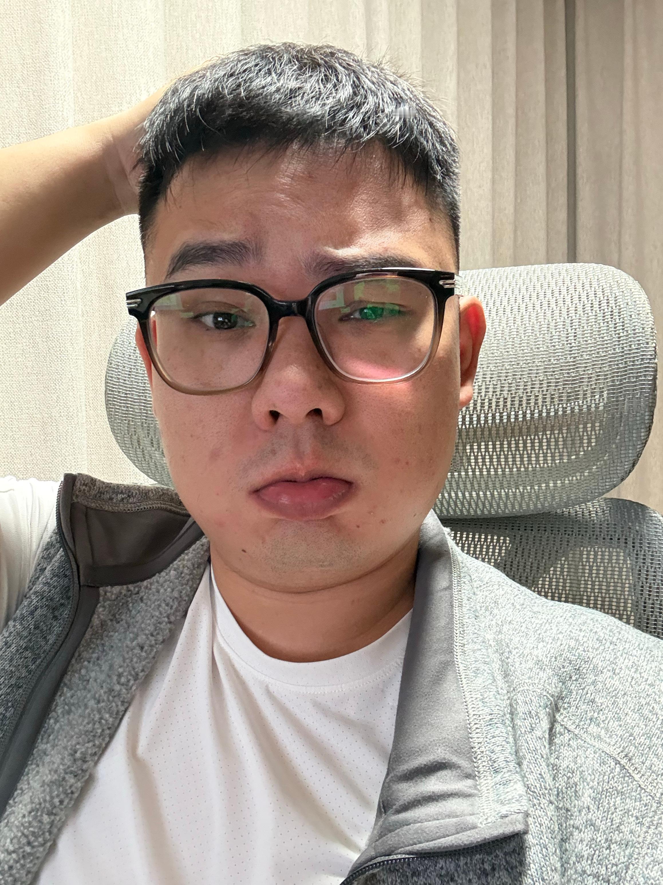 这皇马打得过 水晶宫和曼联吗？？？有疑问 ​​​