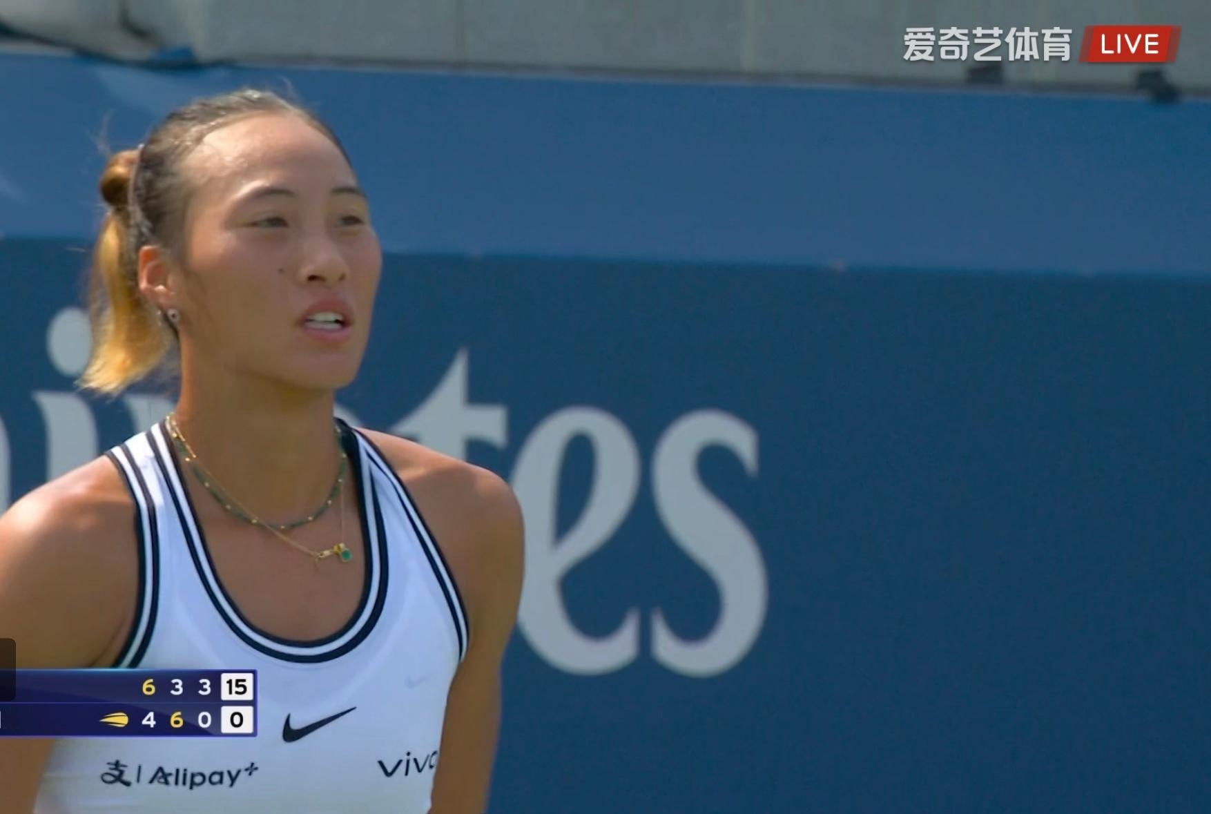 郑钦文vs普里丹金娜 决胜盘3-0，这三局两人基本都是硬碰硬，小郑打出了久违了的