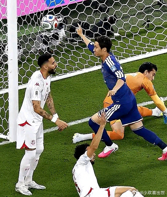 2026美加墨世界杯，日本队4-0大胜突尼斯队，赢得开赛之后的第一场胜利 