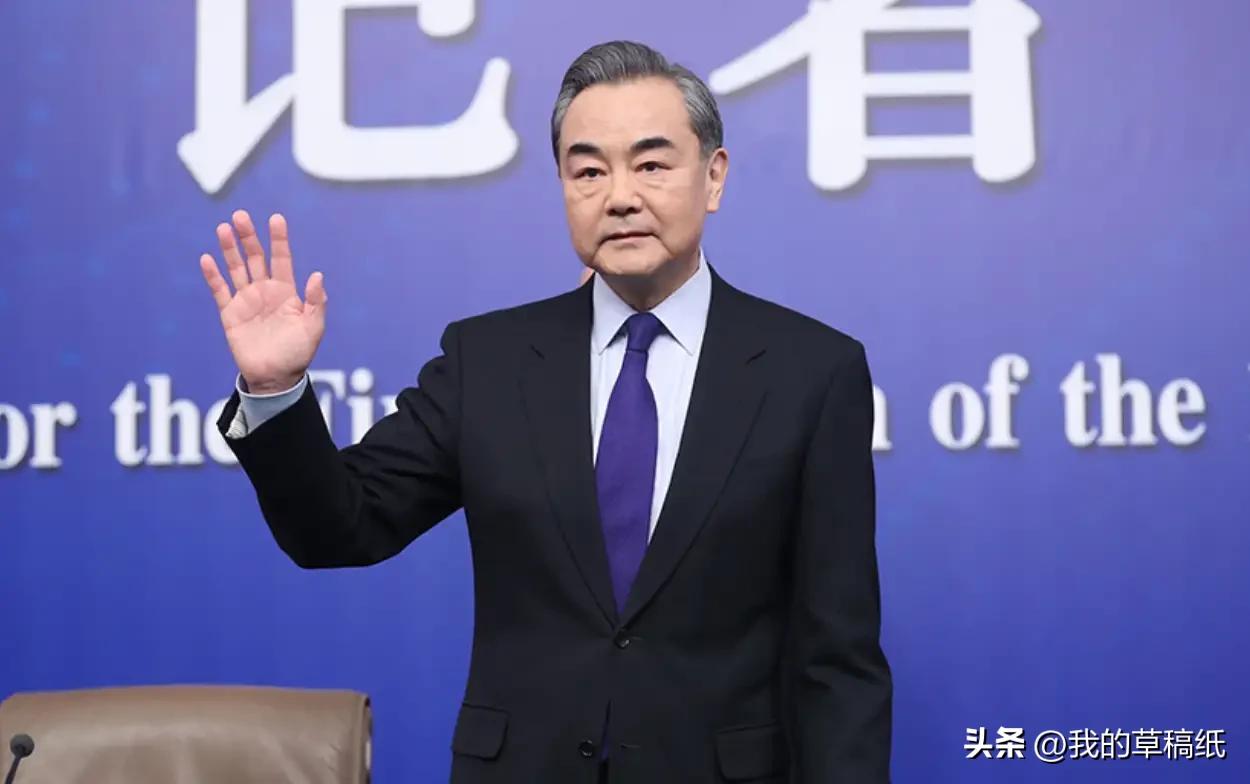 王毅同德国外长通话，当场亮明中方立场，字字铿锵，不绕弯子！
 
中方明确指出：美