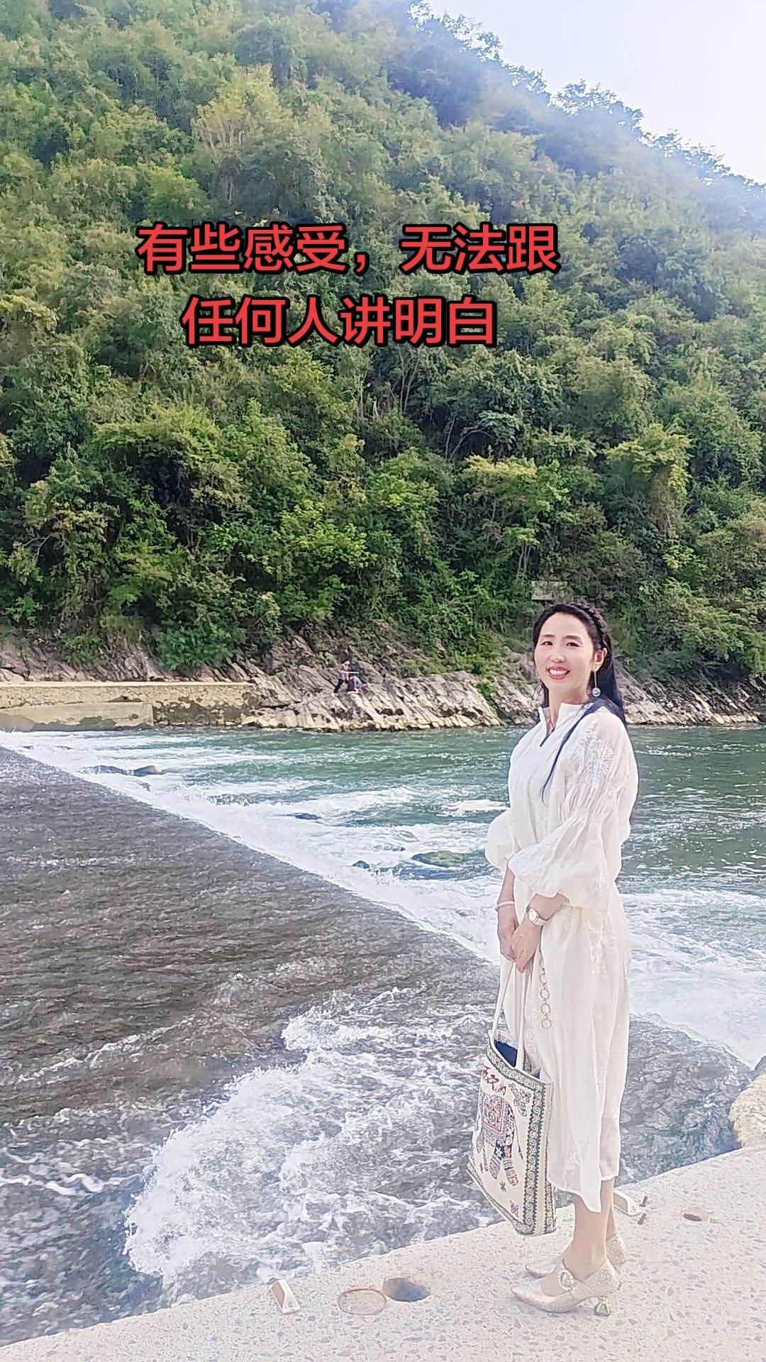 人到中年，多少情绪只能自己默默消化，同感的点个心❤️与山水同框 70后人生感 @