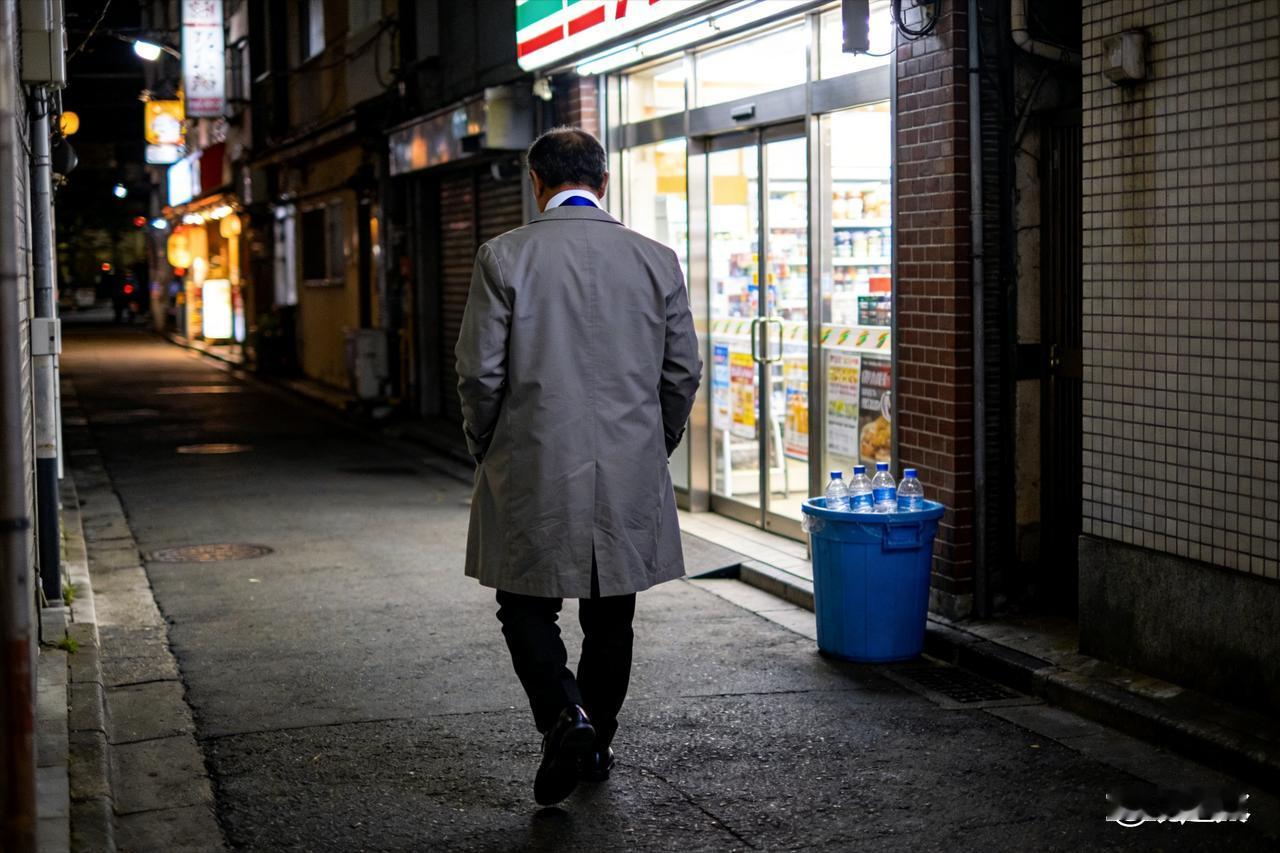 不管股市好不好，跟普通人没有一毛钱的关系，普通人炒股大概率赚不到钱，散户大概率都