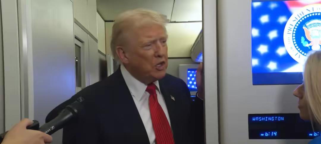 乌克兰“RBC.UA”新闻网称，当特朗普被问及是否计划把被冻结的俄罗斯资产作为谈