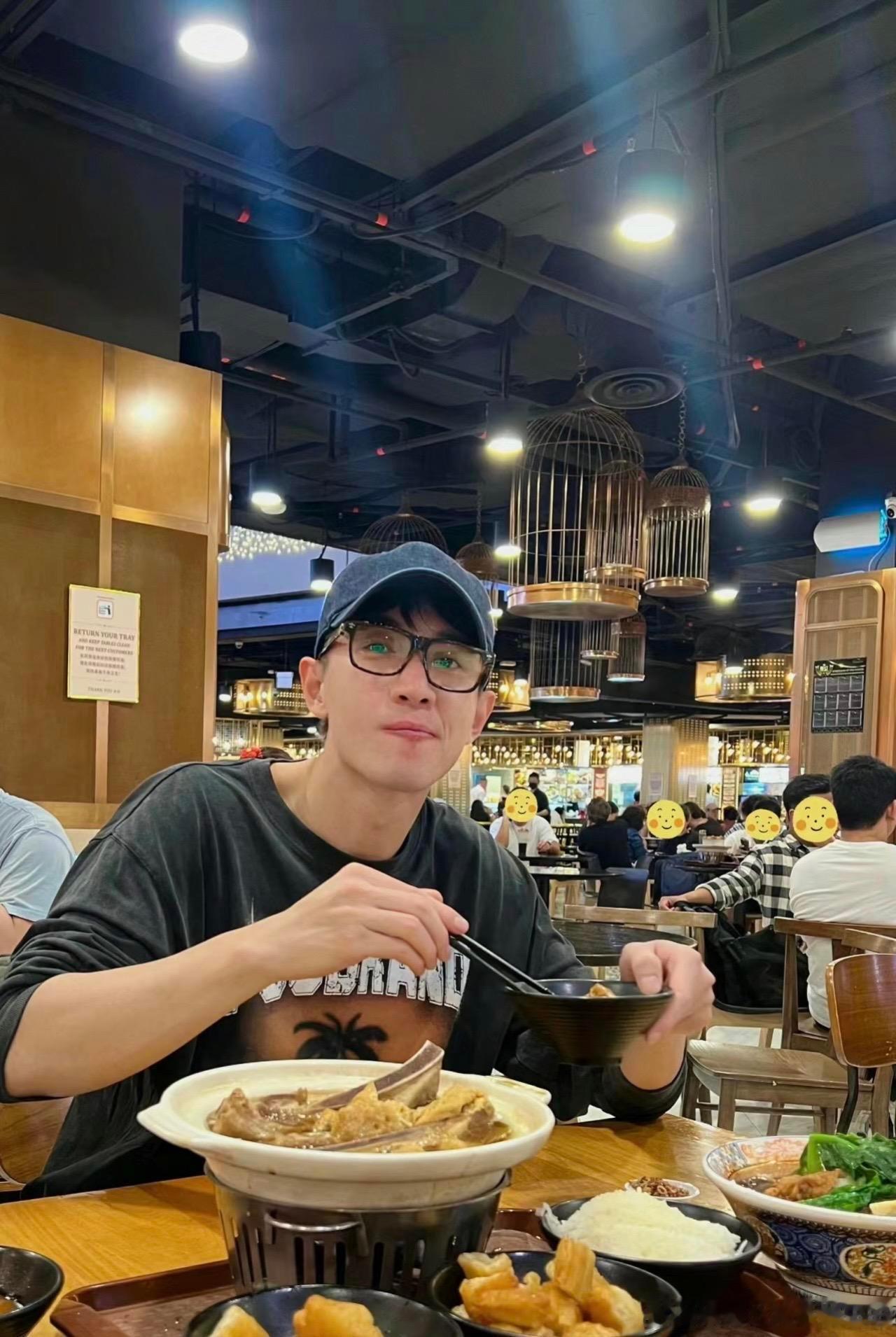 这样的林更新帅爆了好不好#林更新[超话]# ​​​