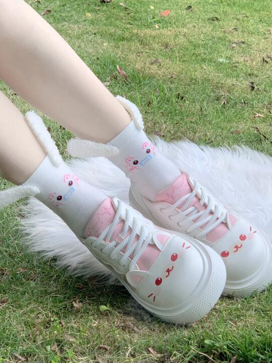 拜托 粉色上脚尊滴好乖呀！！🎀