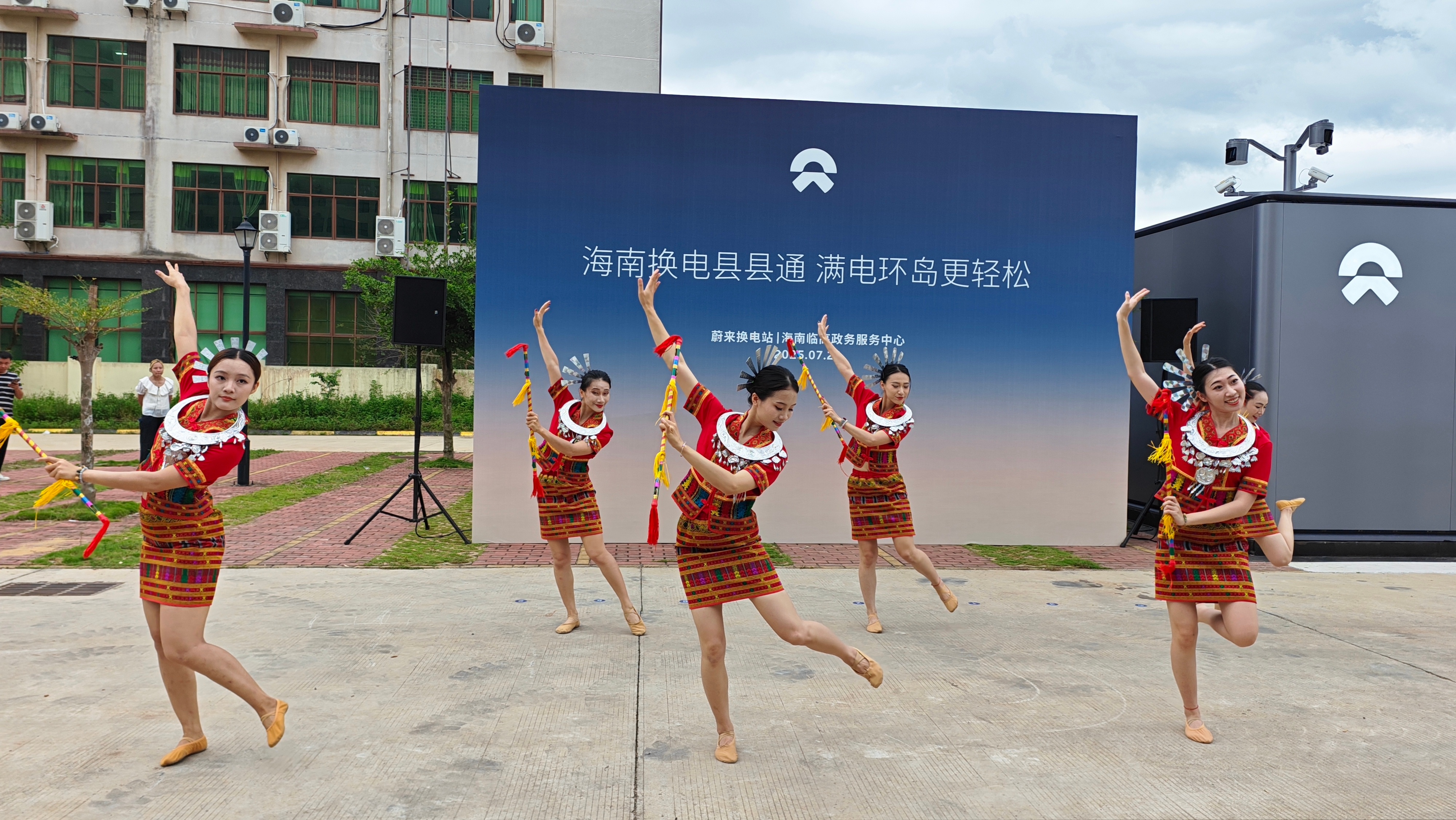 恭喜海南实现全省换电县县通，地理位置如此特别的地方，旅游资源如此丰富的宝岛，实现