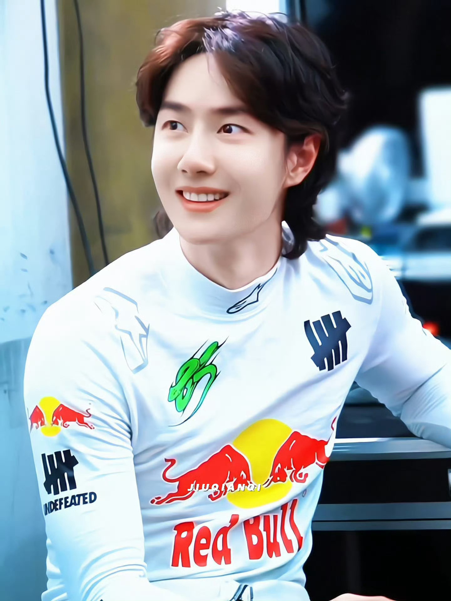 王一博85racing🏎️ 王一博 上周五获知的车仆中奖门票今天才收到官方邀请