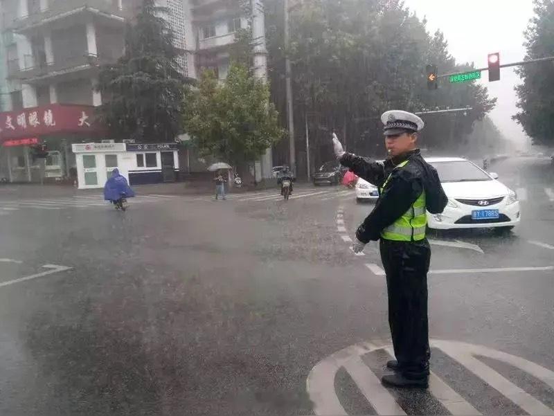 炒股炒的就是生活       春天的天气，就像孩子的脸，说变就变。刚在图书馆内坐