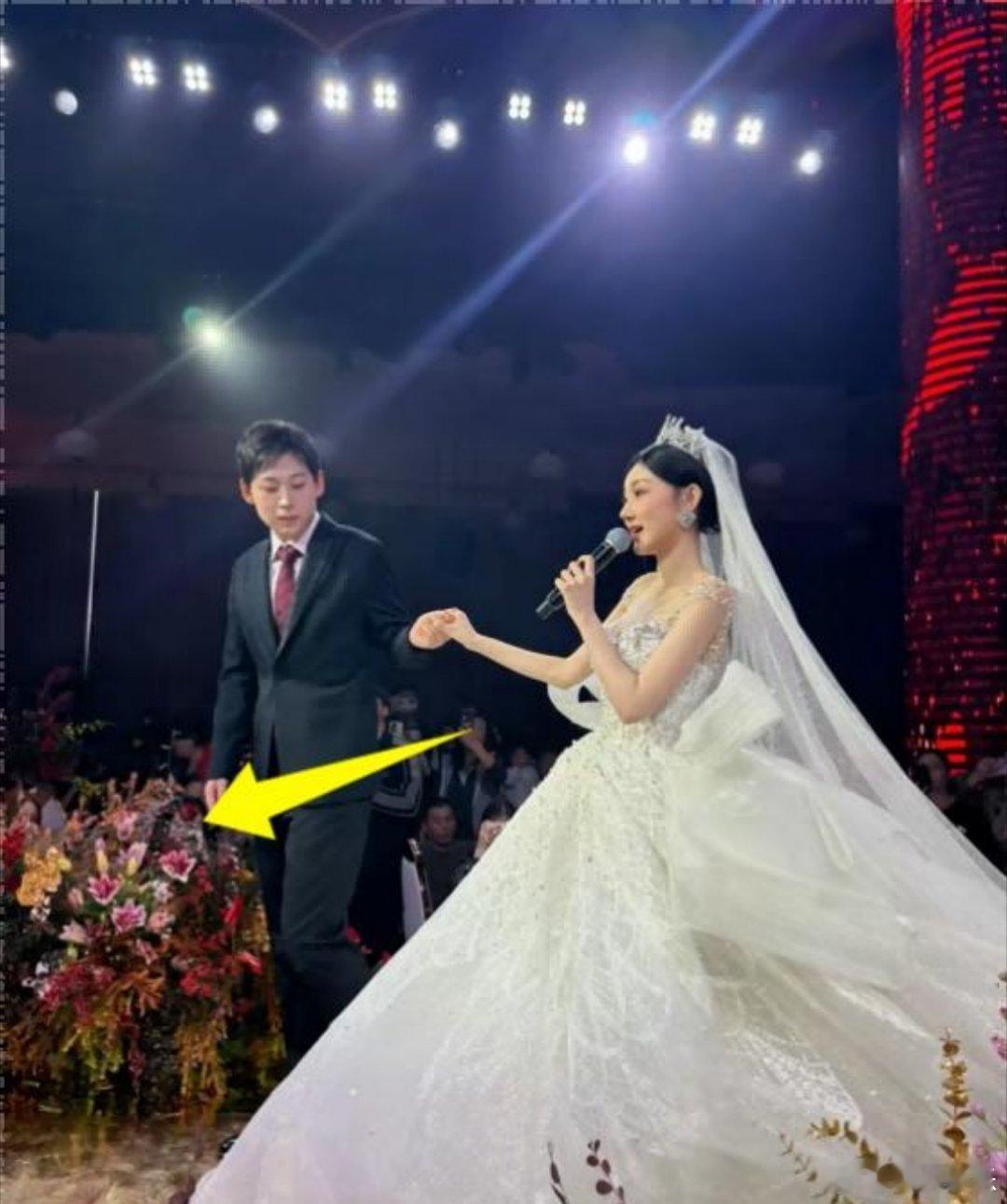 曝陈雪凝老公约女孩北京玩新婚仅7天就曝大瓜，李瑞滨被指领证前邀异性赴京见面，露骨