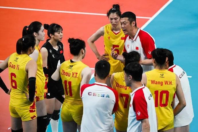 杨舒茗王奥芊恐无缘VNL，中国U19女排世锦赛名单公布

主攻：曹烨轩、陈羽霏、