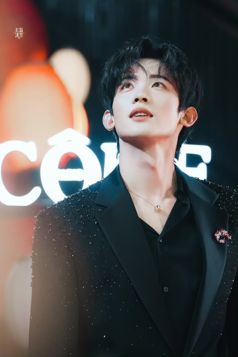 我不知道常华森有这张脸拿什么输  太顶了 