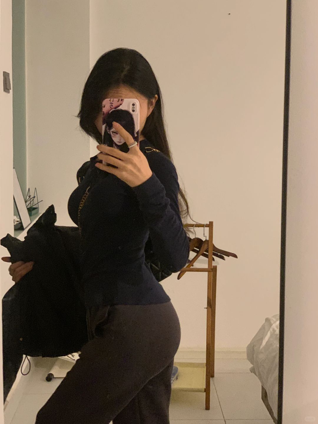 出门前不忘给自己拍张照片