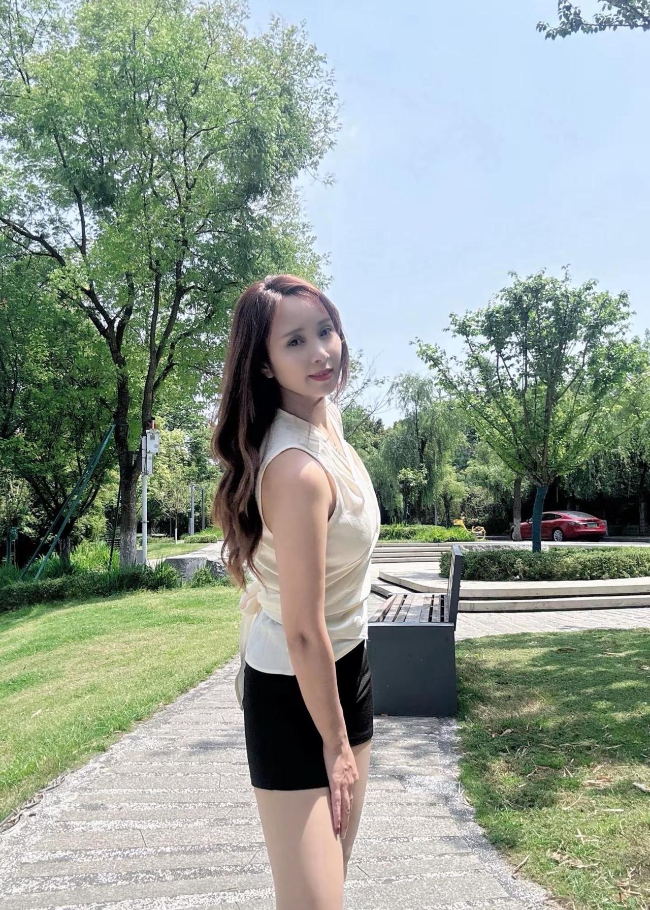 38岁才懂，女人真正的转运，是收回目光，开始滋养自己。不参与他人的因果，不忧虑男