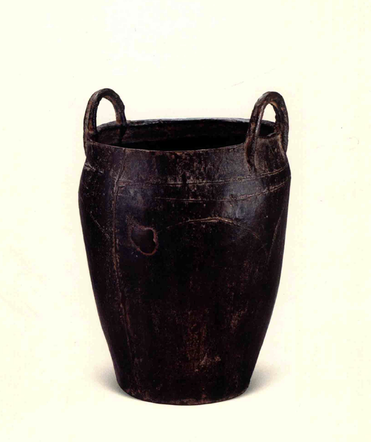 内蒙古博物院藏乌兰察布市兰虎沟出土的汉代 匈奴铜釜 