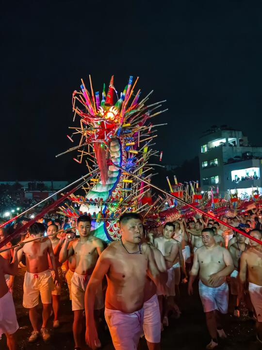 梅州3条非遗火龙表演，就在明晚！🔥