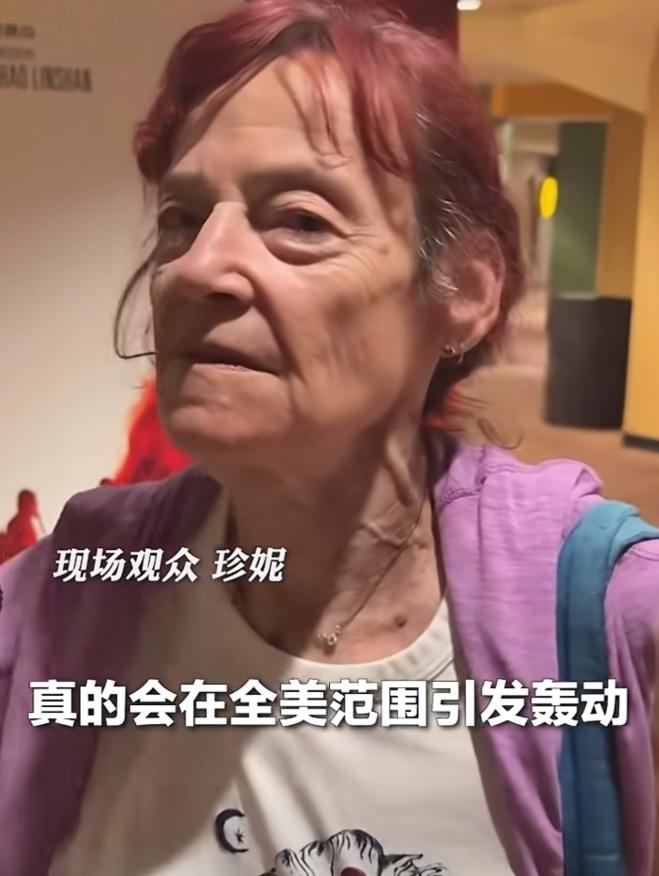美国纽约，快80岁的女观众“珍妮”看完电影731后，面对采访镜头，眼泪都快流下来