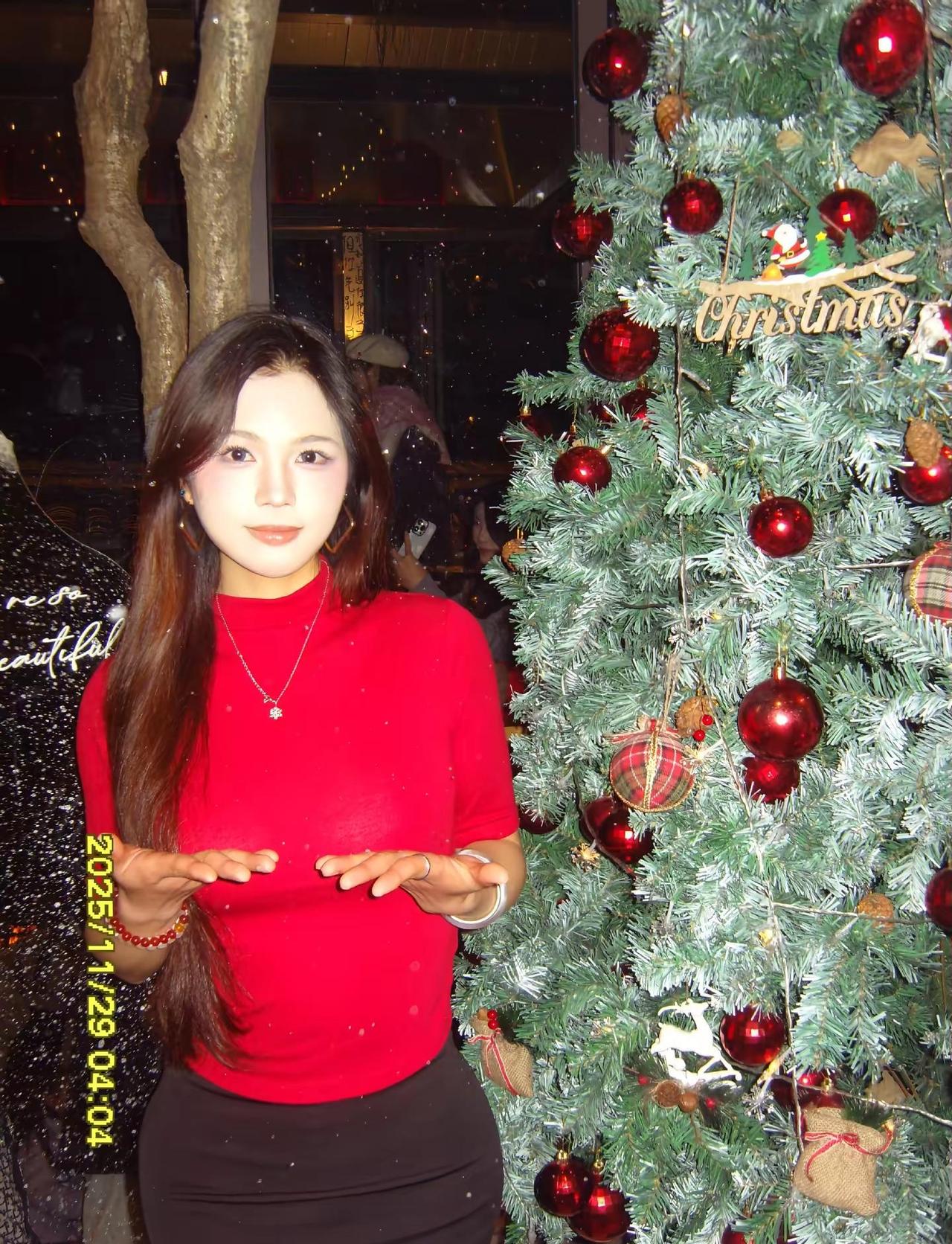 🎄圣诞节听《Lonely Christmas》还是《圣诞结》🔵🔴原相机 陈