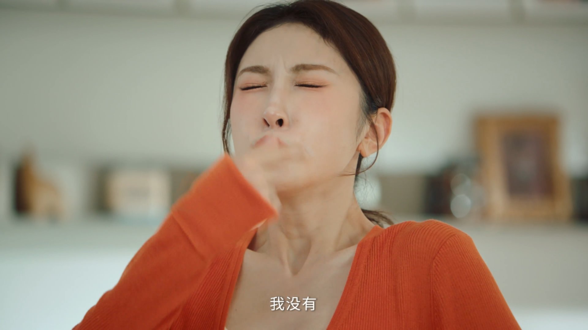 张小婉想去世界杯的心情达到顶峰张小婉为世界杯苦学人声哨音 钻研人声模拟哨声，向往