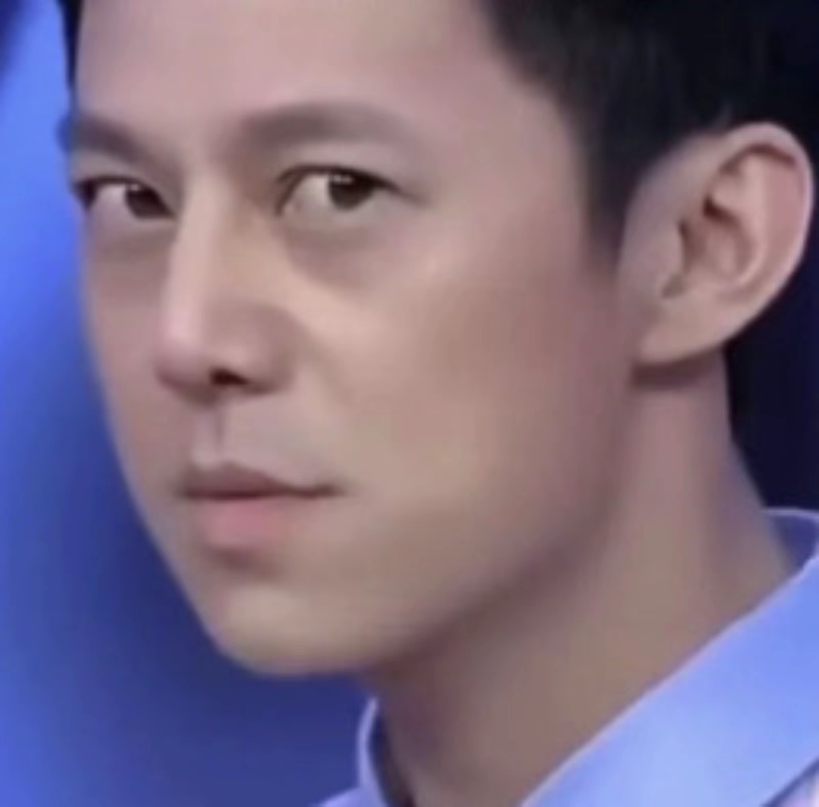 早跟你说了，感觉是无法替代 