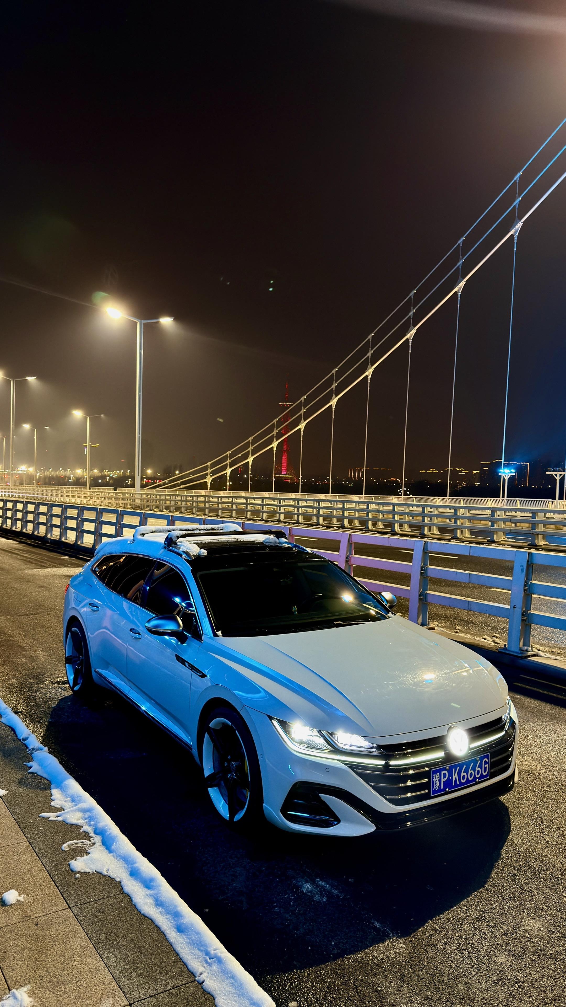 大众CC旅行版。什么时候大众能再出来一辆比CC还帅的车啊！