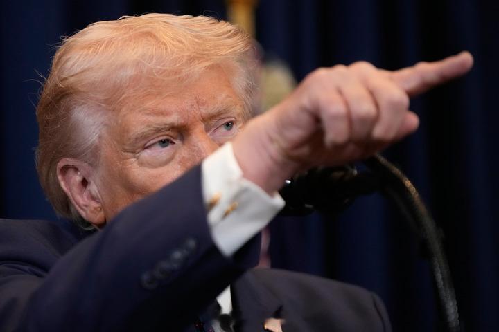 特朗普称美准备长期封锁伊朗 据美国媒体28日报道，美国总统特朗普告诉助手，要准备