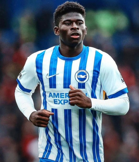 罗马诺：在去年夏天布莱顿关闭了巴莱巴潜在的交易大门之后，今夏他有很大的机会完成转