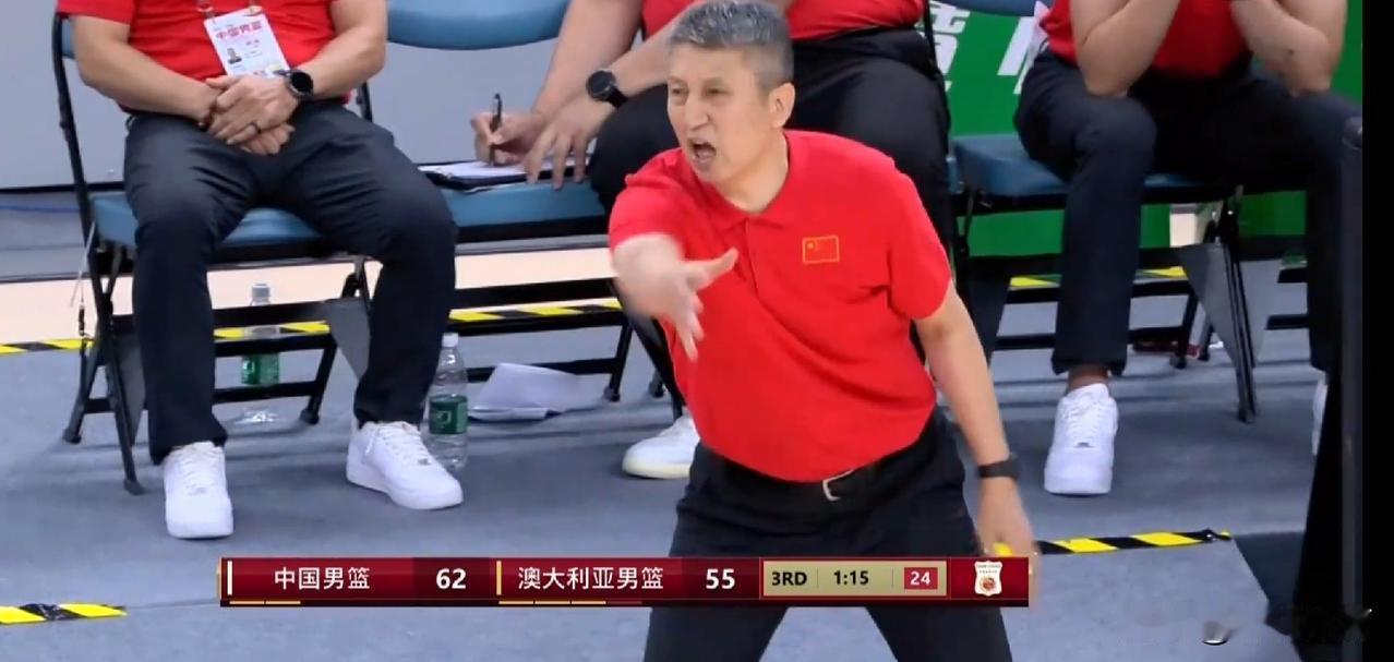 中国男篮热身赛91-81战胜了澳大利亚男篮，虽然比赛赢了但是中国男篮最大的隐患也
