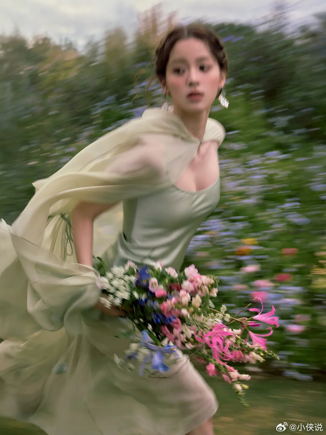 vogue红毯 欧阳娜娜最佳最佳！团队审美在线，这次的妆容摄影估计要在🍠火一波
